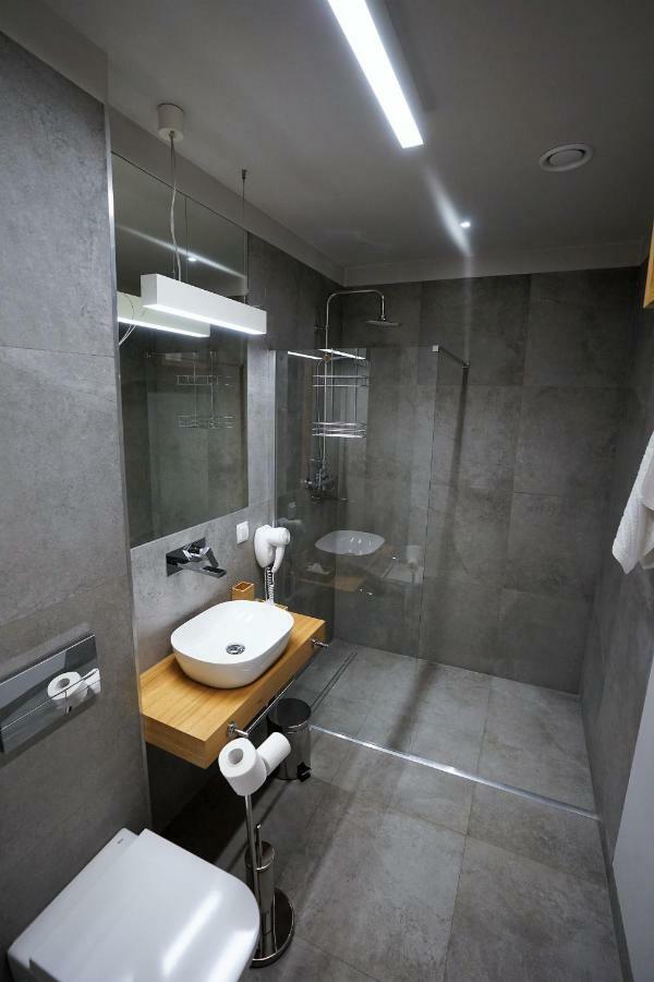 Kamienica Nr 6 Aparthotel Aleksandrów Łódzki Eksteriør bilde