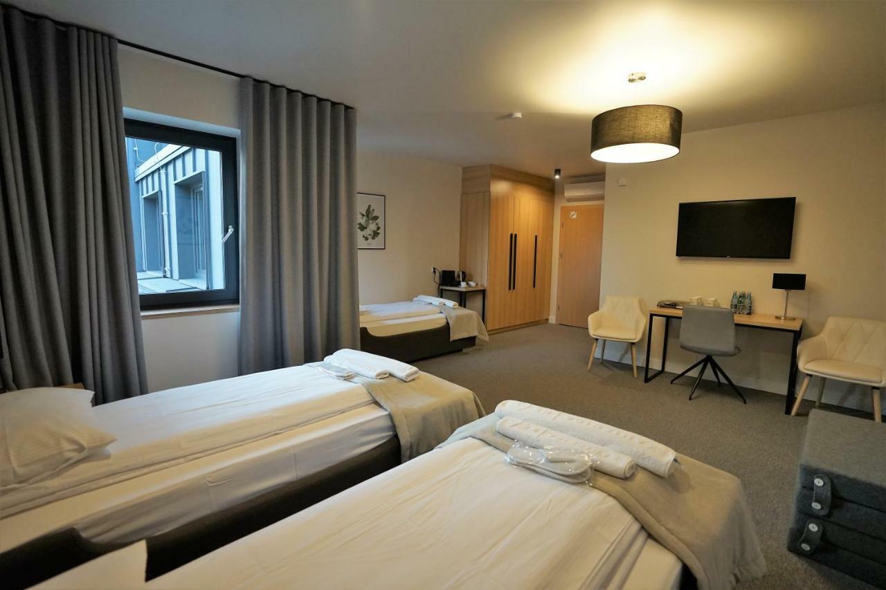 Kamienica Nr 6 Aparthotel Aleksandrów Łódzki Eksteriør bilde