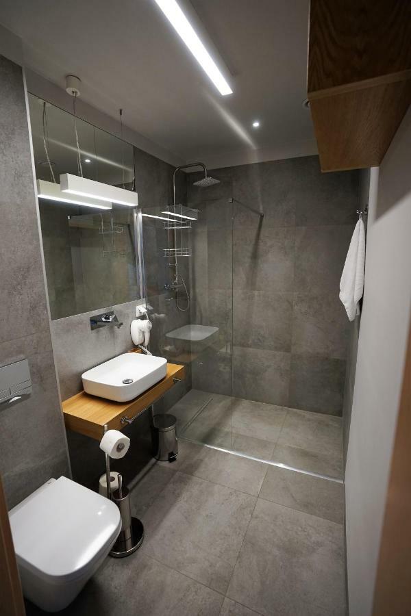 Kamienica Nr 6 Aparthotel Aleksandrów Łódzki Eksteriør bilde